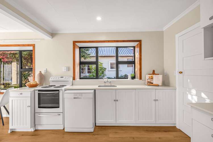 15 Willow Avenue Stoke_5