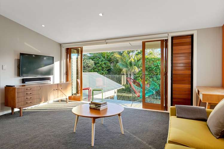 19 Hamana Street Narrow Neck_14