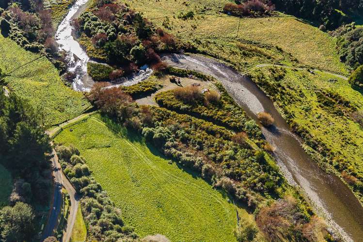 84 Gilbert Road Kaitoke_24