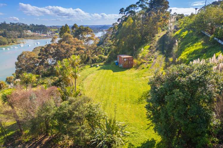 14 & 16 Riverhaven Drive_4