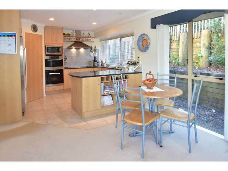 123 Grovenor Drive Orewa_10