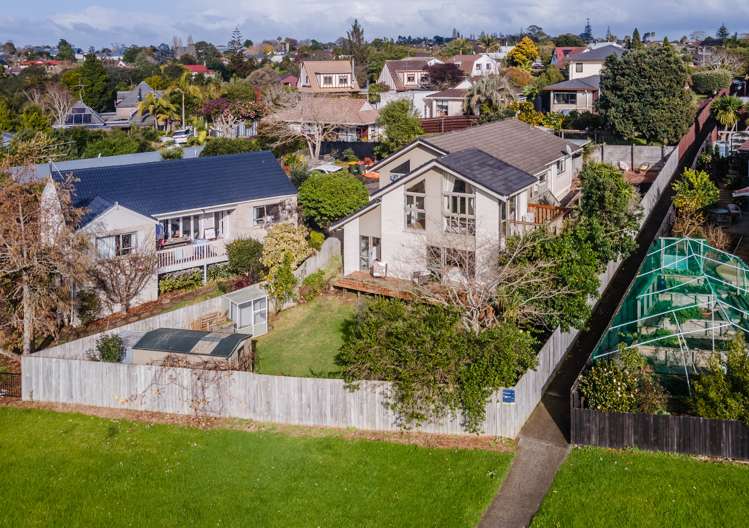 1/30 Curacao Place Half Moon Bay_31