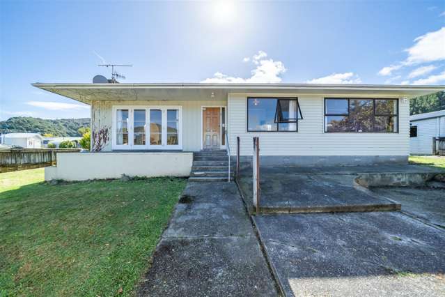 8 Meremere Street Wainuiomata_3