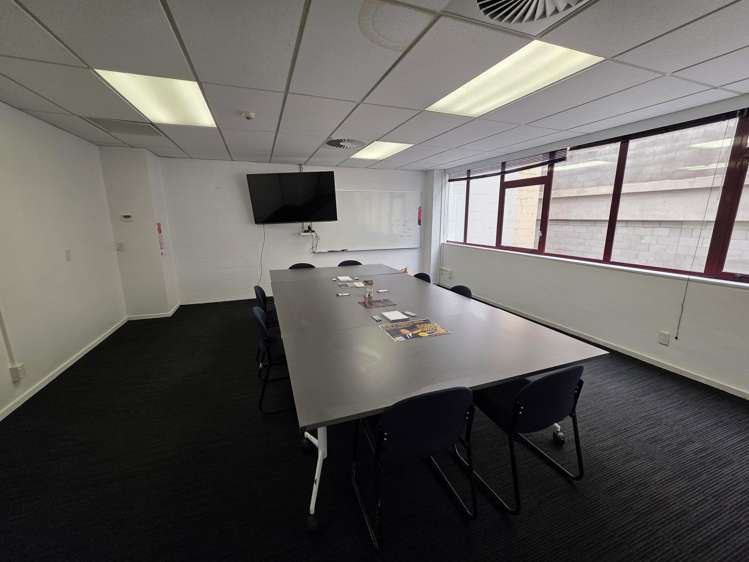 136 Broadway Newmarket_6