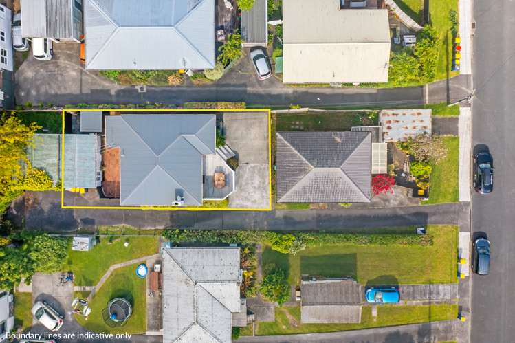 2/10 Tiri Tiri Road Birkdale_16