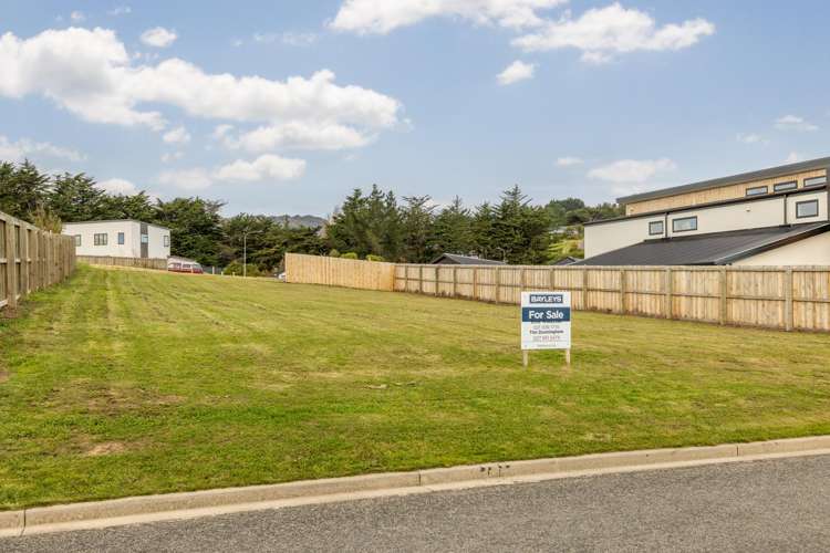 19 Muriwai Drive_5