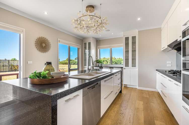 28 Clifton Road Whitford_10