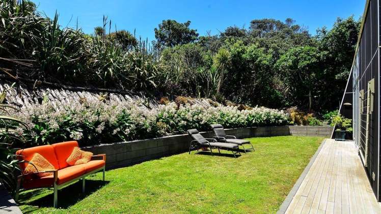 62 Waitea Road Muriwai_15