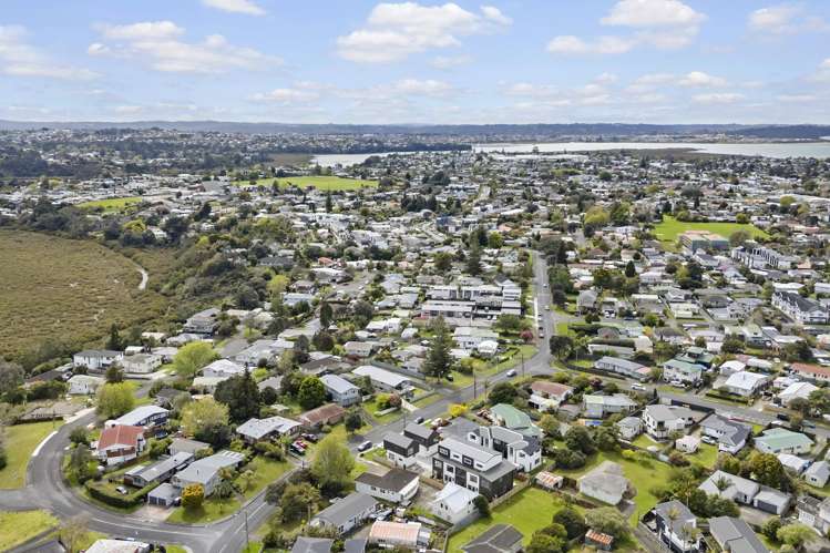 61 Gloria Avenue Te Atatu Peninsula_27