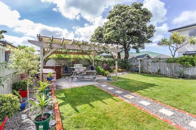 191 Queens Drive Lyall Bay_2