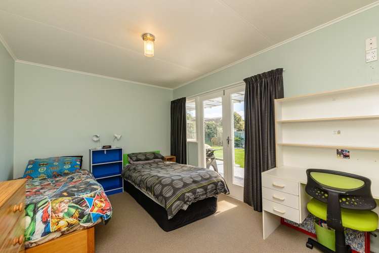 5 Wadsworth Crescent Redwoodtown_9