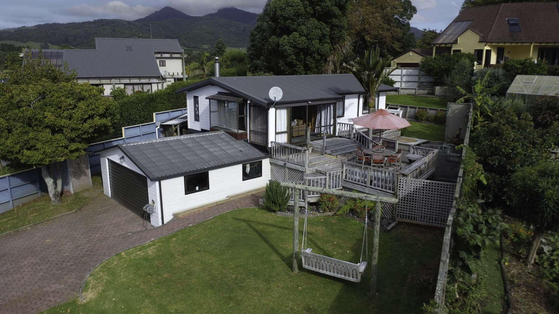 10 Kaitake Place | Oakura | New Plymouth | Houses for Sale - One Roof