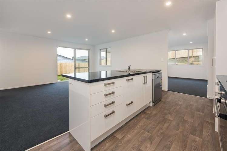 165 Ballintoy Park Drive Welcome Bay_5