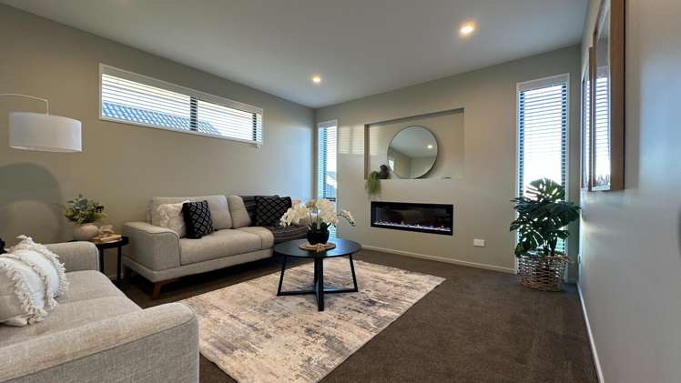 40 Strowan Avenue Elgin_8