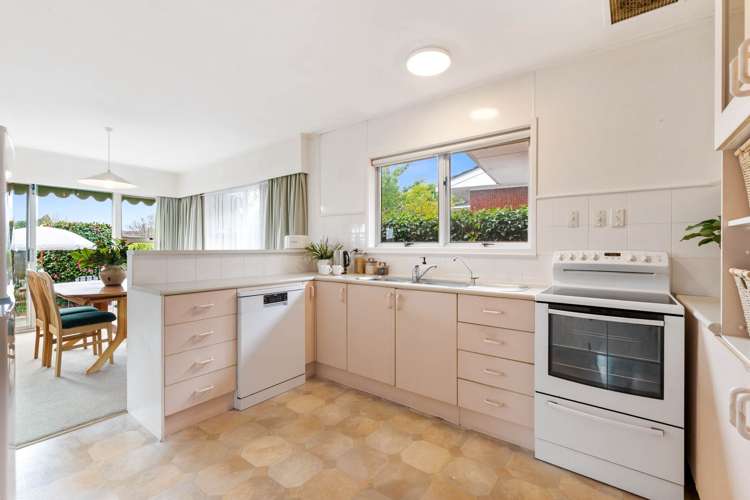 23 Tupaki Place Pakuranga Heights_16