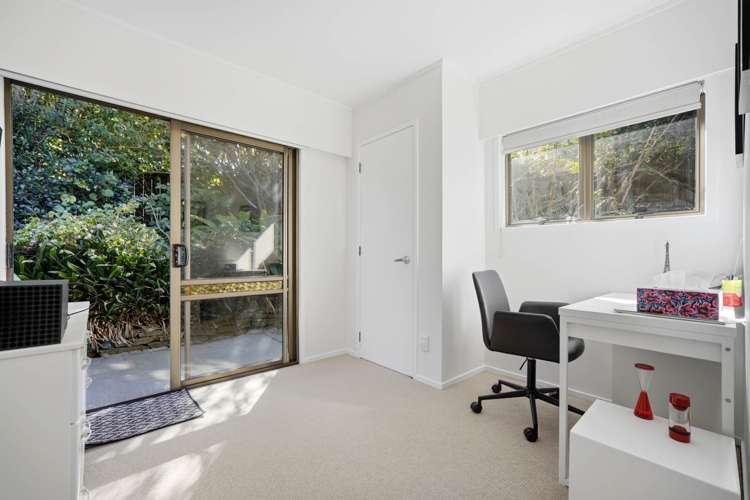 2/1A Gordon Avenue Forrest Hill_11
