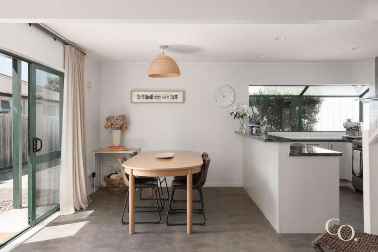 6B Canberra Place Bellevue_5