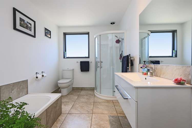 14 Raven Grove Havelock North_16