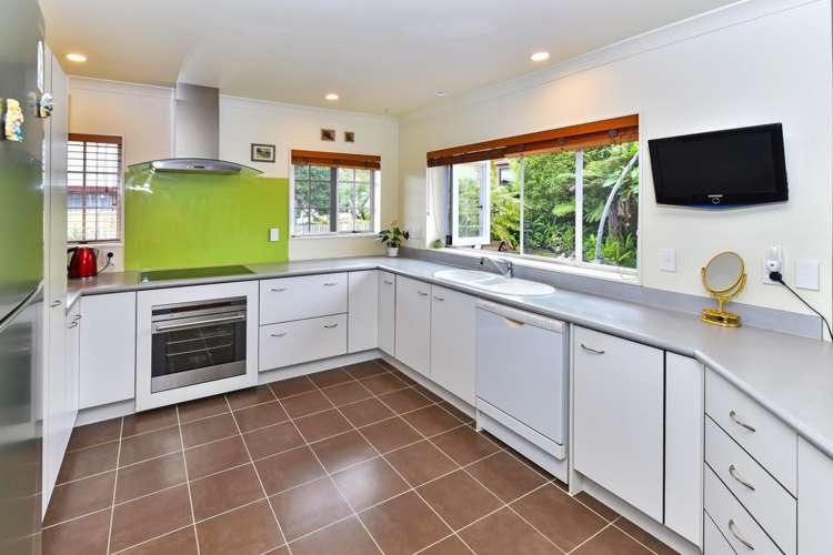 1 Tuakura Way The Gardens_8