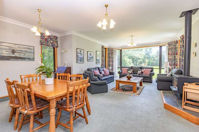 31 Tararua Drive Upper Plain_4