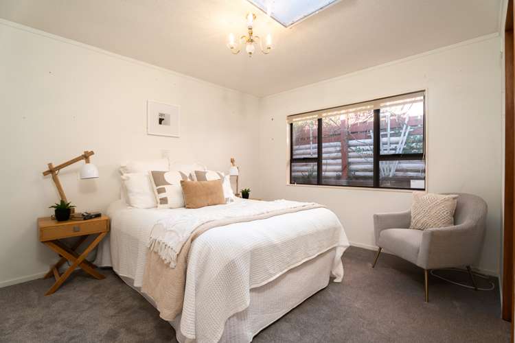 8 Maywood Grove Churton Park_17