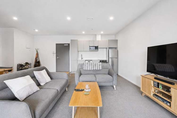 408/30 Red Oaks Drive Frankton_4