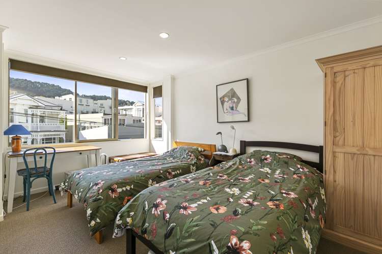 2/15 Roxburgh Street Mount Victoria_6