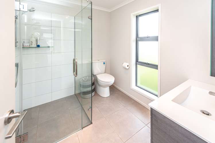 41 Magnolia Crescent Tawhero_10