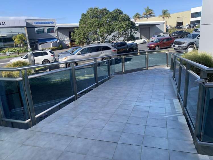 B2, 222 Bush road Rosedale_8