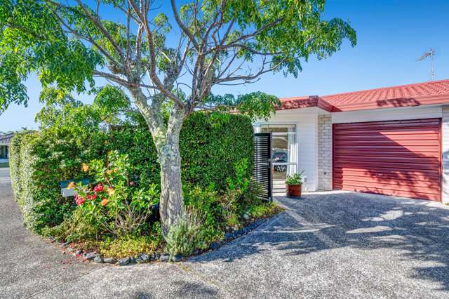Limited Time - 2 Bedroom Brick and Tile Gem