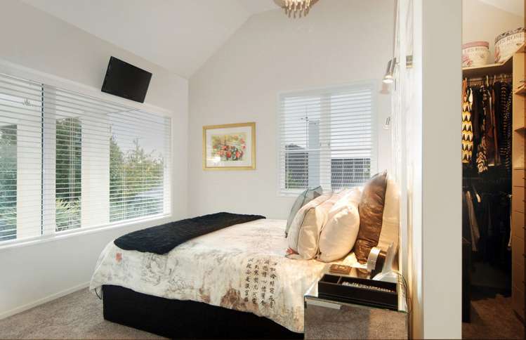 2/19 Waiatarua Road Remuera_11