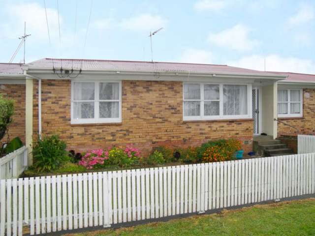 2/17 Settlement Road Papakura_1