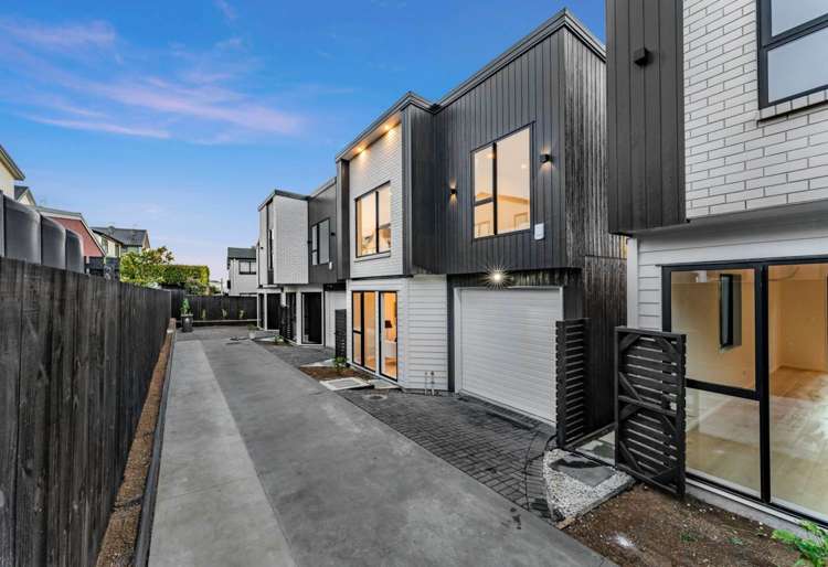 122D Leybourne Circle_3