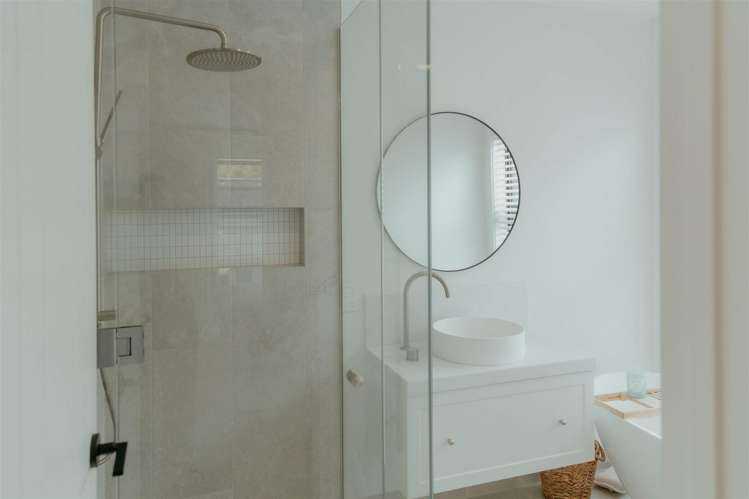 58 Les Wakefield Road Mapua_13