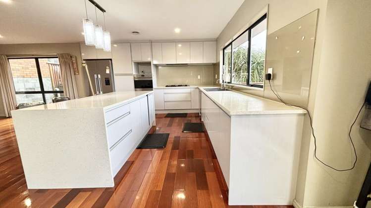 16 Waltham Street Henderson_7