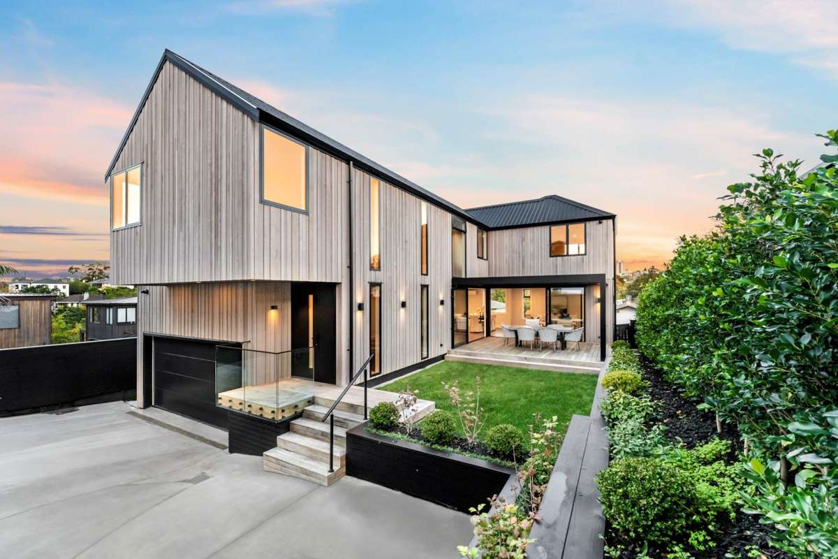 2/35 Sonia Avenue_0