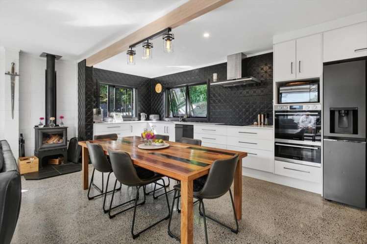 28 Spencer Avenue Maketu_13