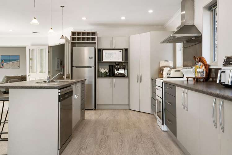 21 Linkwater Way Parklands_7