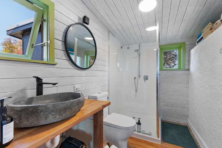 76 Capell Avenue Lake Hawea_16