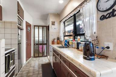 22 Beeston Crescent_1