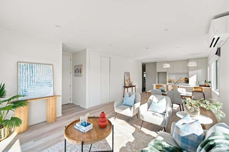 38 Bourne Crescent_3