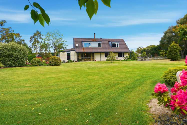 434 Johns Road Fernside_24