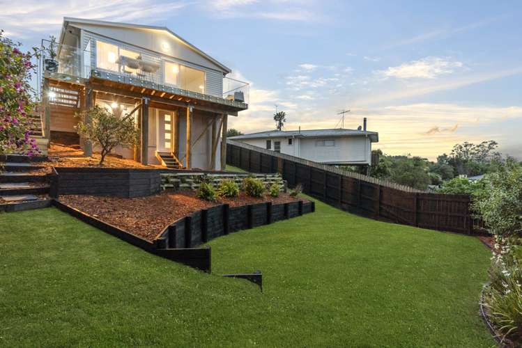 71 Fairclough Road Beach Haven_23