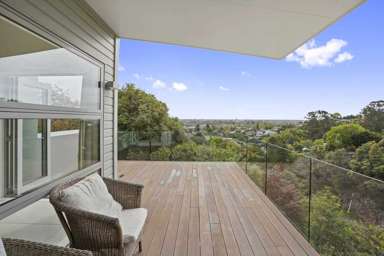 33D Hackthorne Road_1
