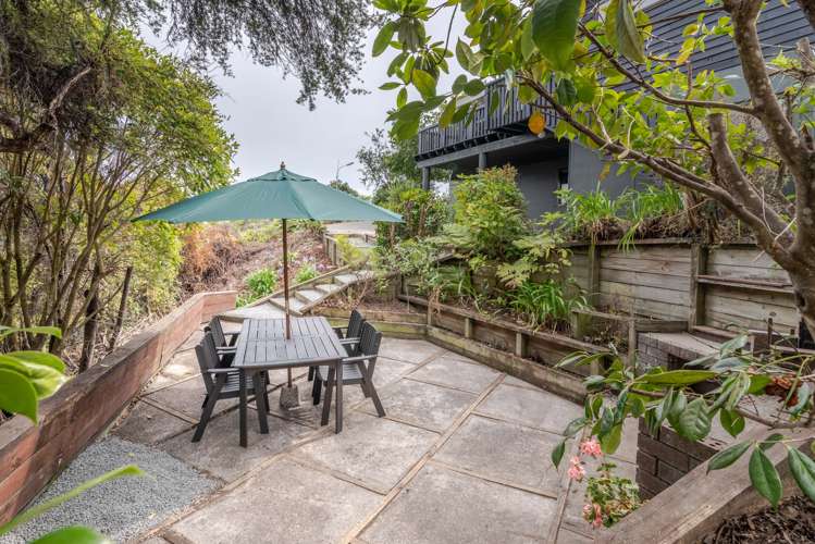 6 Settlers Hill Akaroa_21