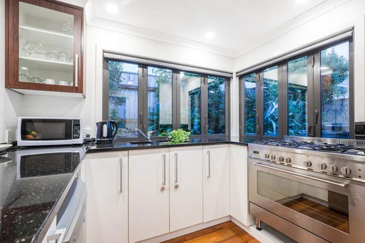 15A Tennyson Street Petone_7