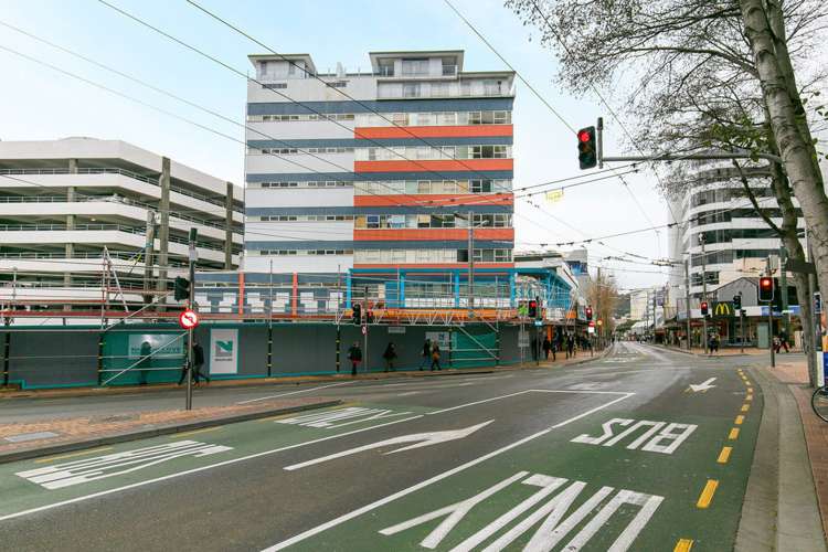 2f/49 Manners Street Te Aro_13