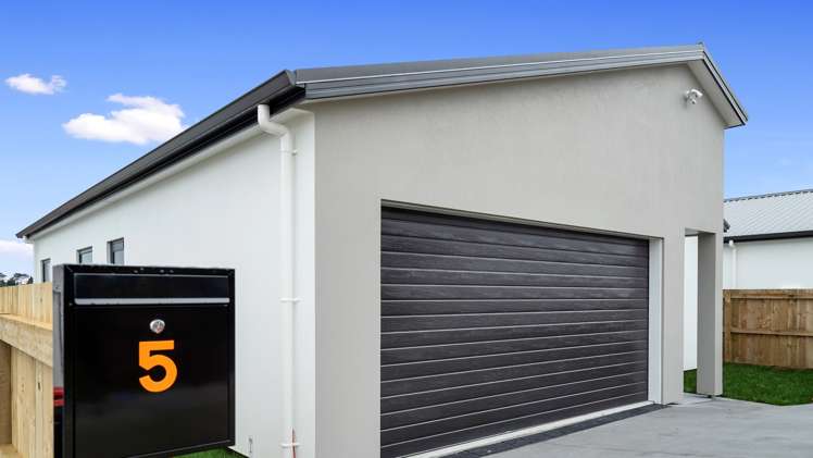 5 Amelia Way Pyes Pa_18