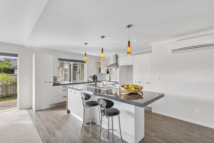 14 Parsot Place Pukekohe_7