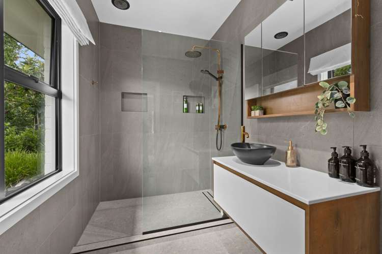 55 Breadalbane Avenue Havelock North_12